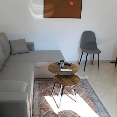 Orange Grove Retreat 아파트