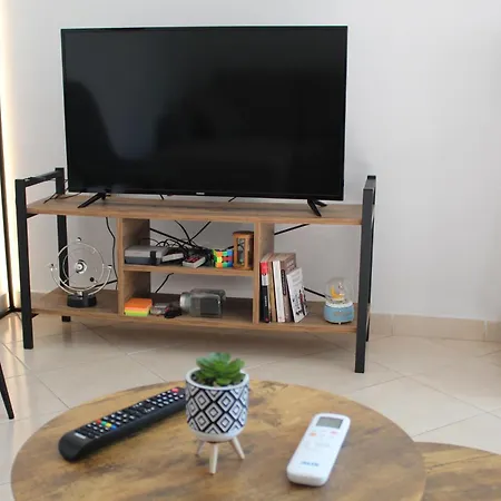 Apartment Orange Grove Retreat Tirana