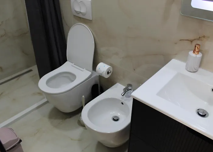 Orange Grove Retreat *